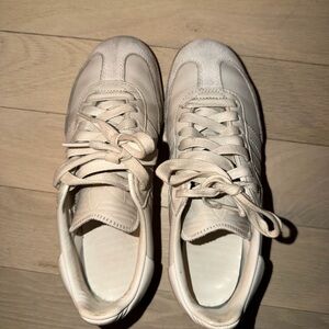 Adidas Samba Men’s 5.5 = Woman’s 7